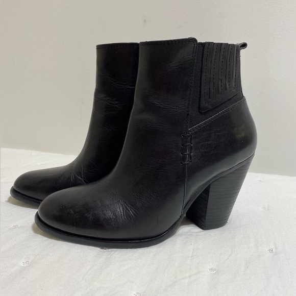 Vince Camuto Leather Booties - Picture 2 of 15